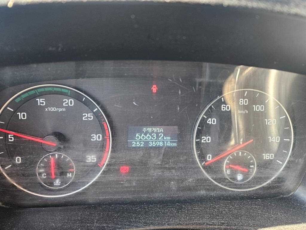현대 올뉴마이티 2.5톤 익스탑 2015년식 주행 354,528km 중고 화물차 상세 이미지 9