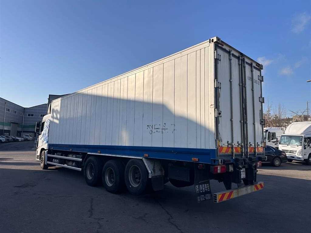 현대 엑시언트 14.5톤 원쓰리 컨테이너형 냉동탑 2019년식 주행 410,873km 중고 화물차 상세 이미지 5