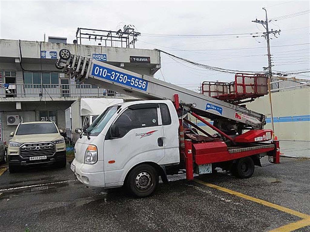 기아 봉고3 1톤 25m 사다리차 2010년식 주행 131,195km 중고 화물차 그 밖에 상세 이미지 2