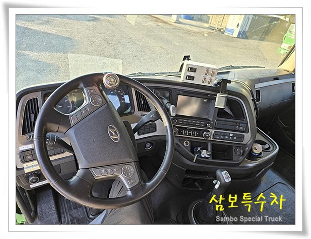 현대 엑시언트 16톤 스텐 고압 살수차 2017년식 중고 화물차 2017-12 주행 238,770km 상세 이미지 10