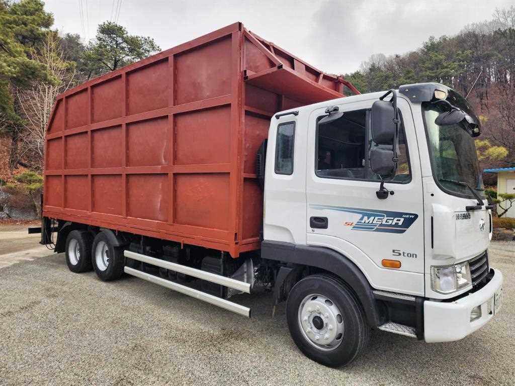 현대 메가트럭 5톤 동양2200 집게차 2011년식 주행 329,942km 중고 화물차 상세 이미지 3