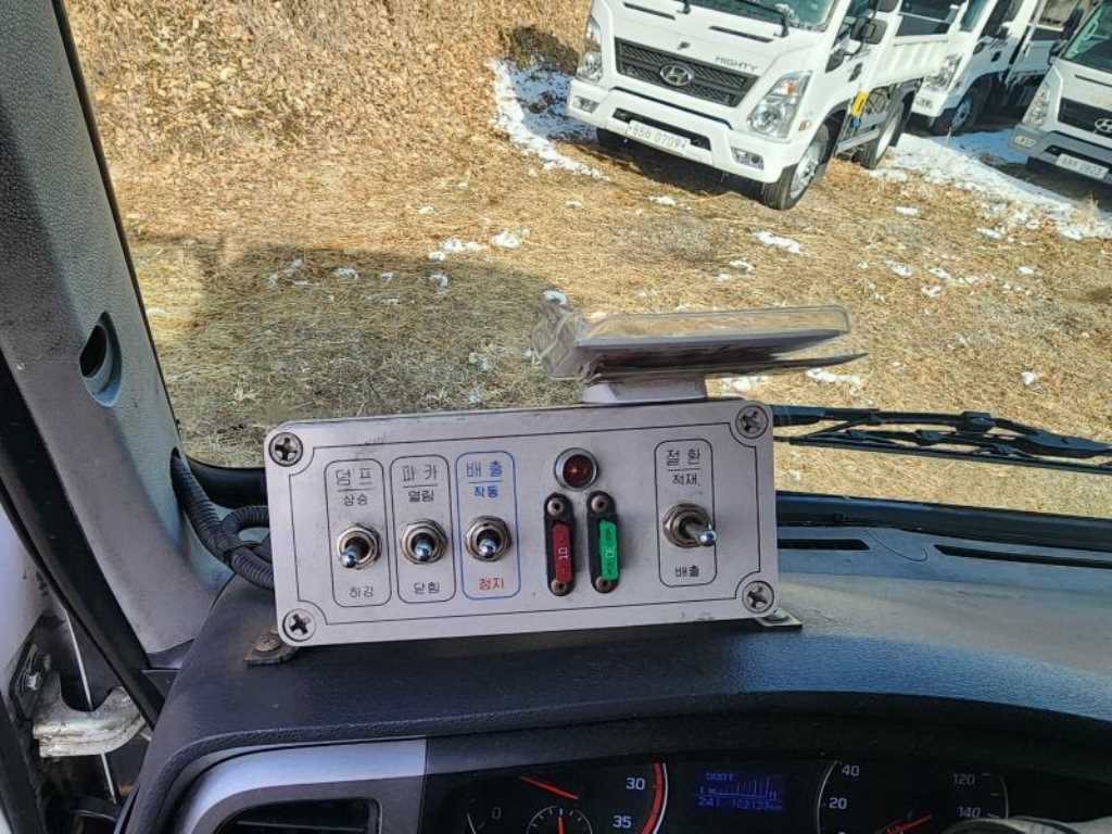 현대 3.5톤 압착식 진개차 2018년식 주행 102,115km 중고 화물차 상세 이미지 7