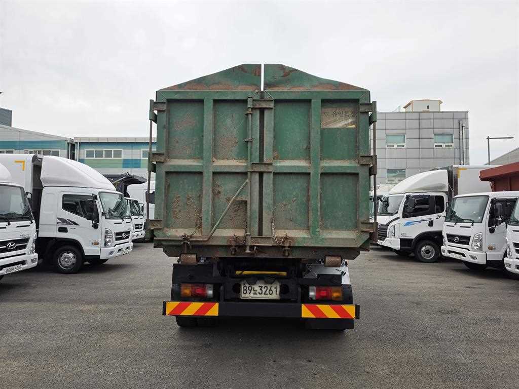 현대 메가트럭 5톤 쓰리축 암롤트럭 2019년식 주행 312,075km 중고 화물차 상세 이미지 3