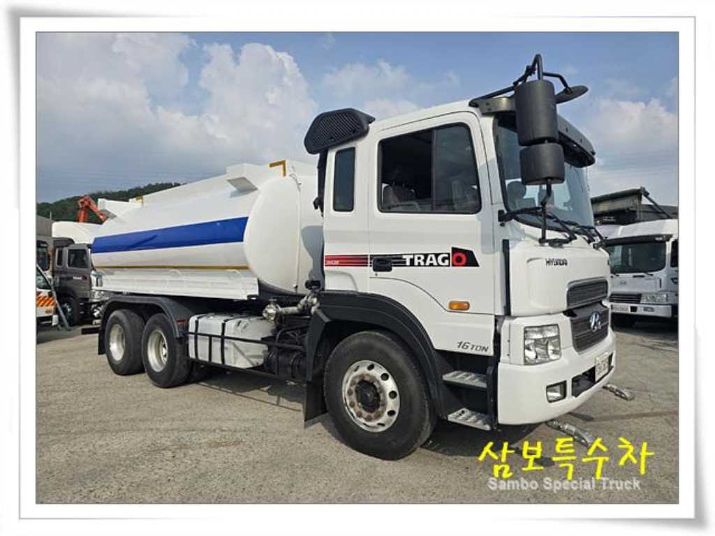현대 16톤 알루미늄탱크 살수차 2004년식 주행 1,199,185km 중고 화물차 상세 이미지 2