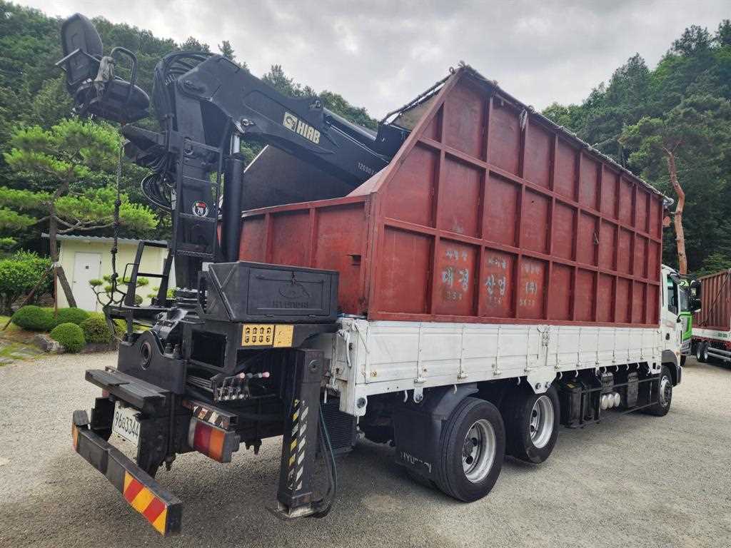 현대 메가트럭 5톤 히아브1200 집게차 2015년식 주행 267,668km 중고 화물차 상세 이미지 6