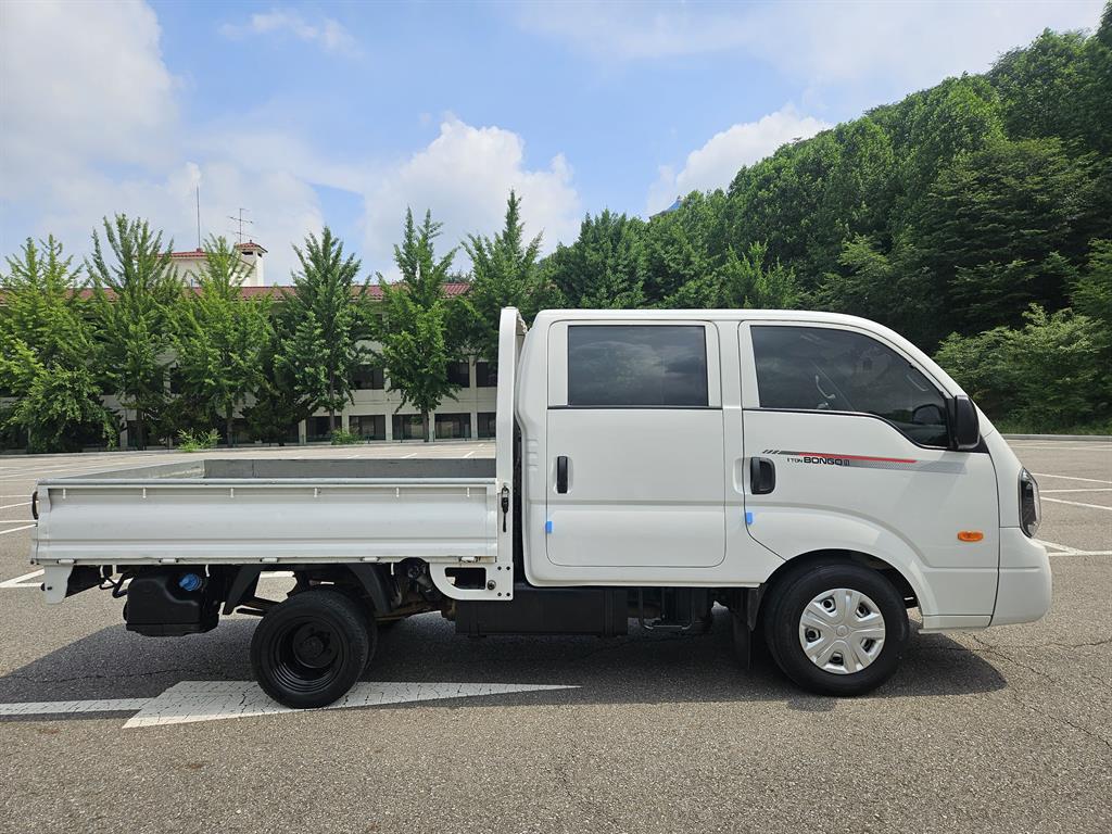 기아 더뉴봉고3 1톤 더블캡 초장축 카고 2022년식 주행 78,984km 중고 화물차 상세 이미지 17