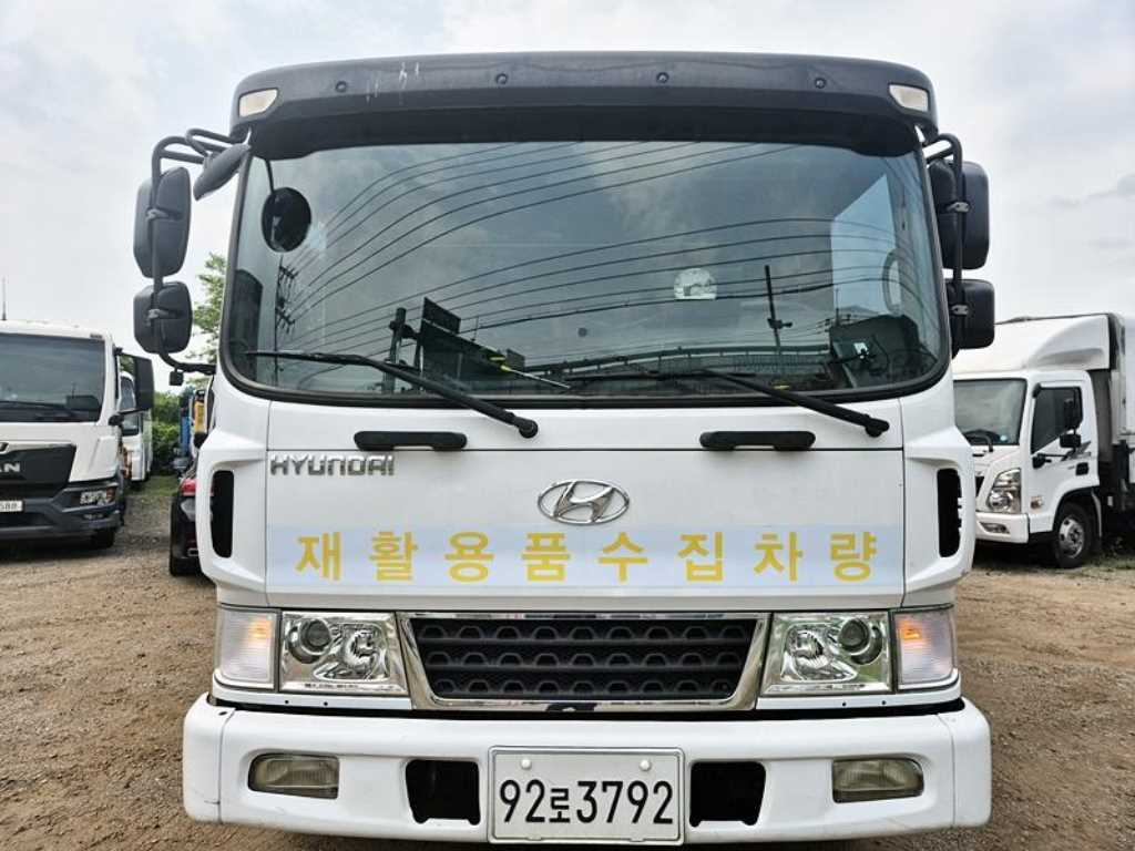 현대 2018년식 주행 238,670km 5톤 이하 집게차 중고 화물차 2.5 상세 이미지 3