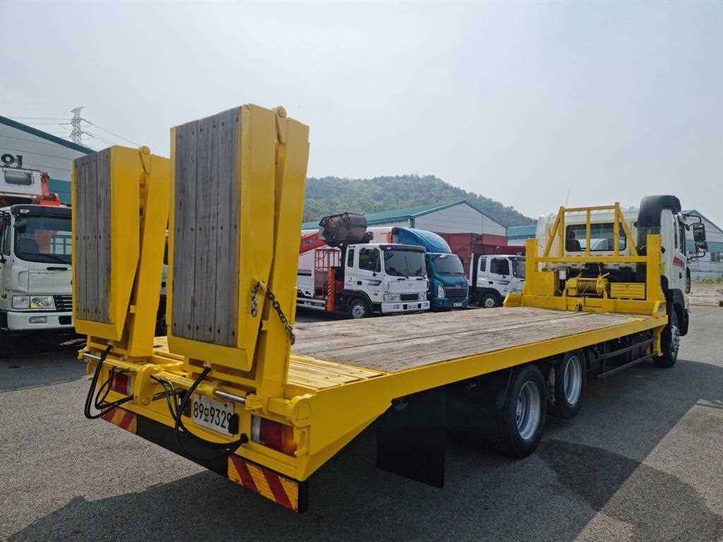 현대 메가트럭 와이드캡 4.5톤 셀프로더 2011년식 주행 270,226km 중고 화물차 상세 이미지 4