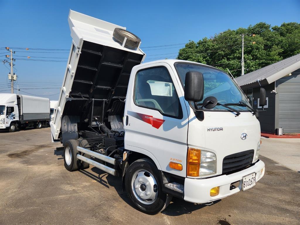 2013년식 주행 37,635km 마이티 큐티 2.5톤 정품 덤프 중고 화물차 상세 이미지 11
