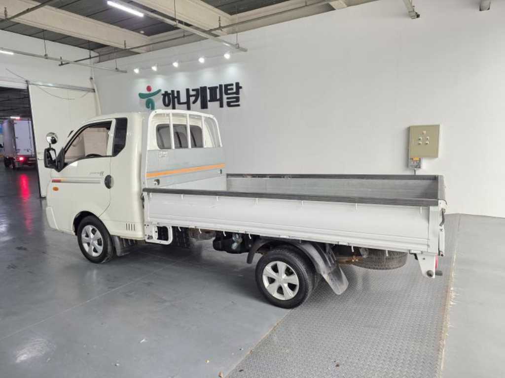현대 포터2 1톤 슈퍼캡 초장축 카고 2015년식 주행 125,477km 중고 화물차 상세 이미지 3