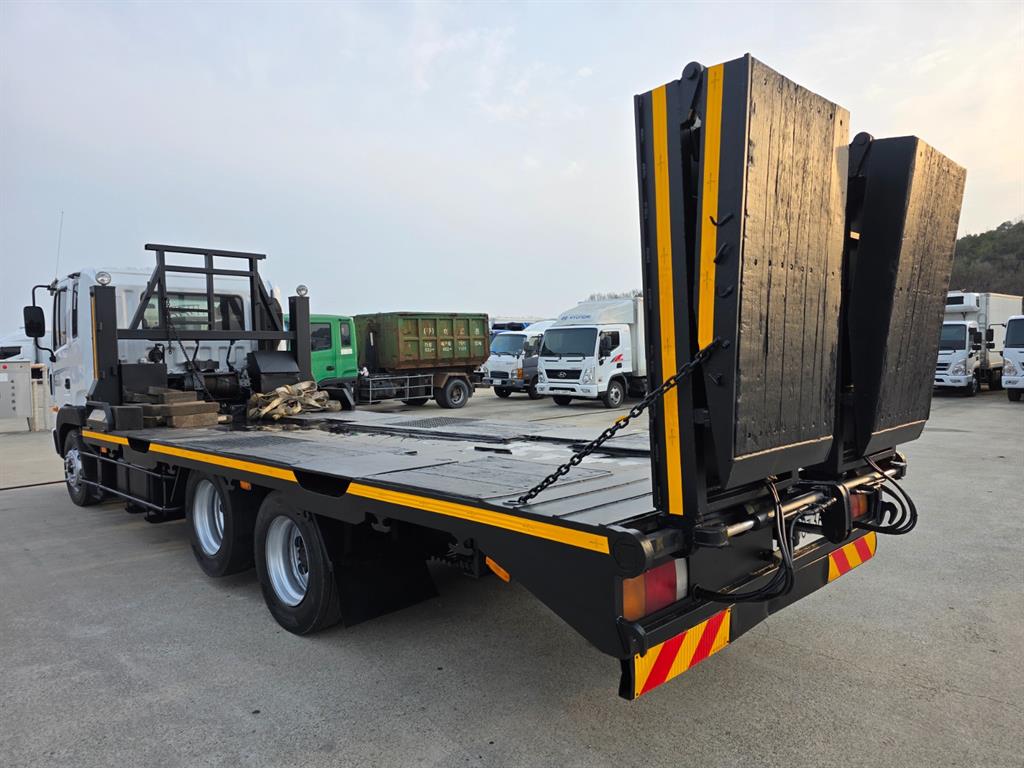 현대 뉴메가 4.5톤 대흥특장 미니추레라 셀프로더 2009년식 주행 606,899km 중고 화물차 상세 이미지 9