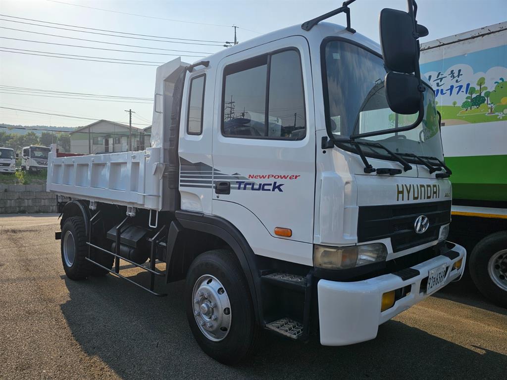 현대 8톤 덤프트럭 2002년식 주행 50,000km 중고 화물차 상세 이미지 3