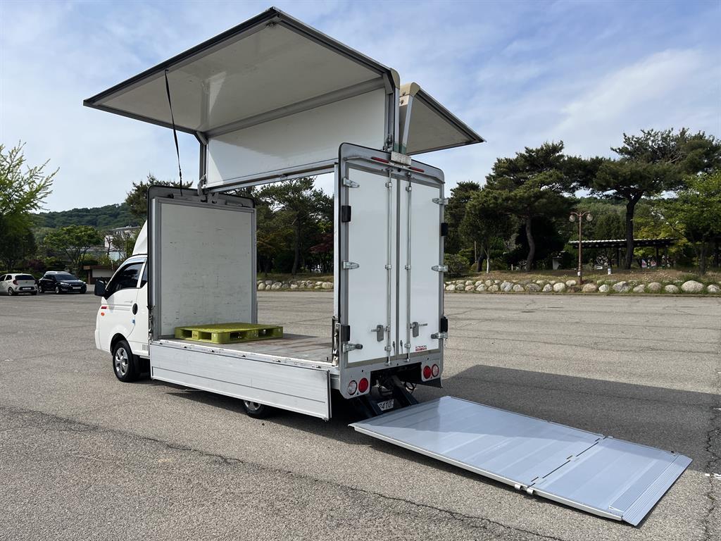 현대 포터2 1톤 윙바디 파워게이트 2019년식 주행 105,213km 중고 화물차 상세 이미지 12