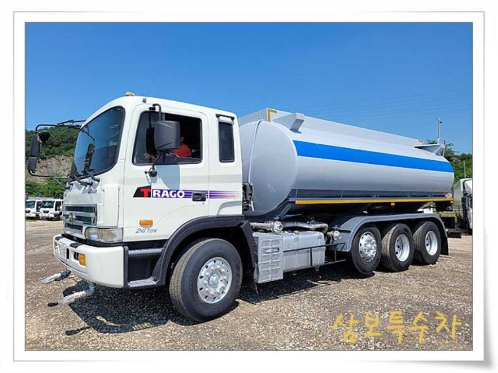 현대 24톤 1+3 고압 살수차 2004년형 주행 476,171km 중고 화물차 대표 이미지