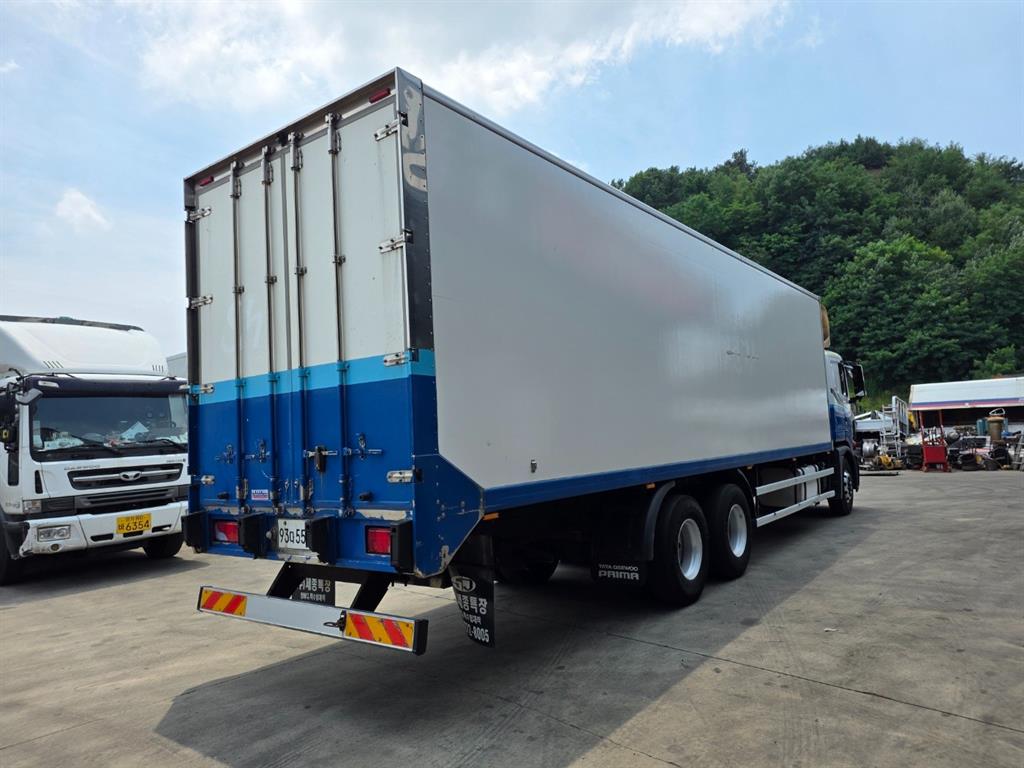 11.5톤 단발이 냉동탑 2018년식 주행 292,925km 중고 화물차 상세 이미지 5