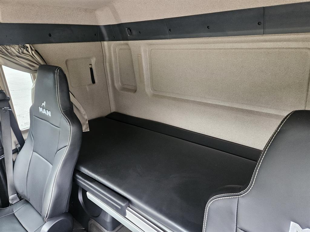 만트럭 TGL 190 3.5톤 광폭 냉동탑 2020년식 주행 340,401km 중고 화물차 상세 이미지 13