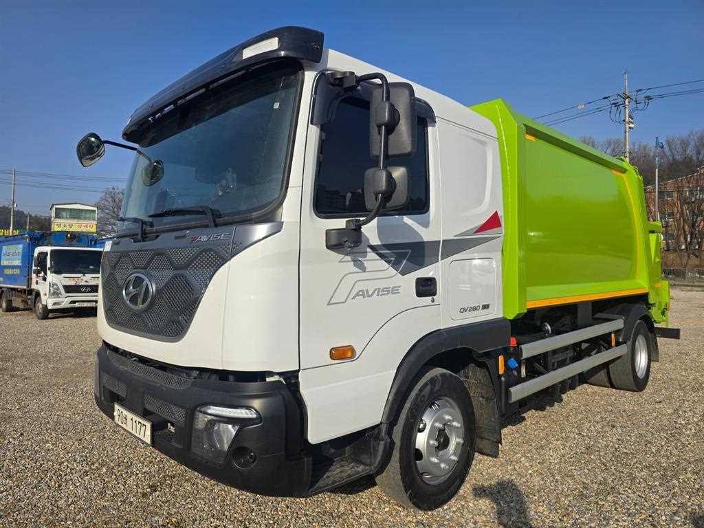 현대 파비스 5.5톤 압착식 진개차 2024년식 주행 55,855km 중고 화물차 대표 이미지