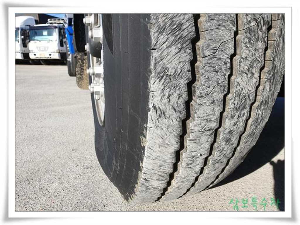 대우 22.5톤 1+3 고압 살수차 2003년식 주행 947,955km 중고 화물차 상세 이미지 9