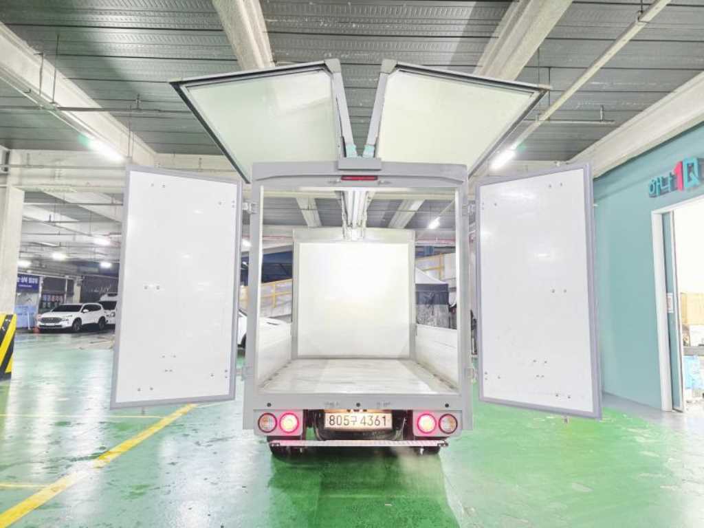 기아 더뉴봉고3 1톤 전동식 윙바디 2022년식 주행 10,531km 중고 화물차 상세 이미지 11