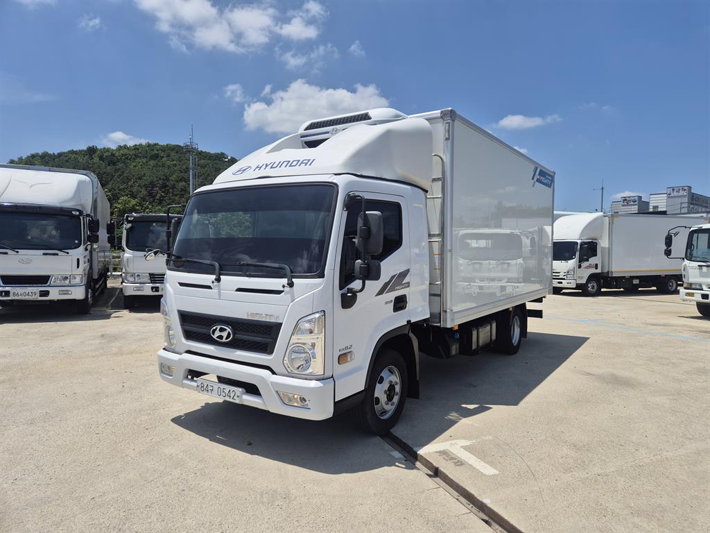 현대 올뉴마이티 3.5톤 하이냉동탑 2018년식 주행 107,452km 중고 화물차 대표 이미지