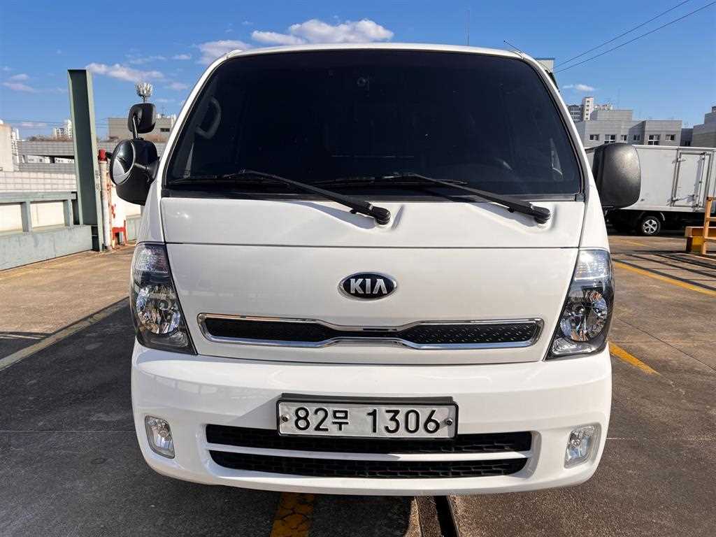기아 봉고3 1톤 카고 킹캡 초장축 2018년식 주행 238,701km 중고 화물차 대표 이미지