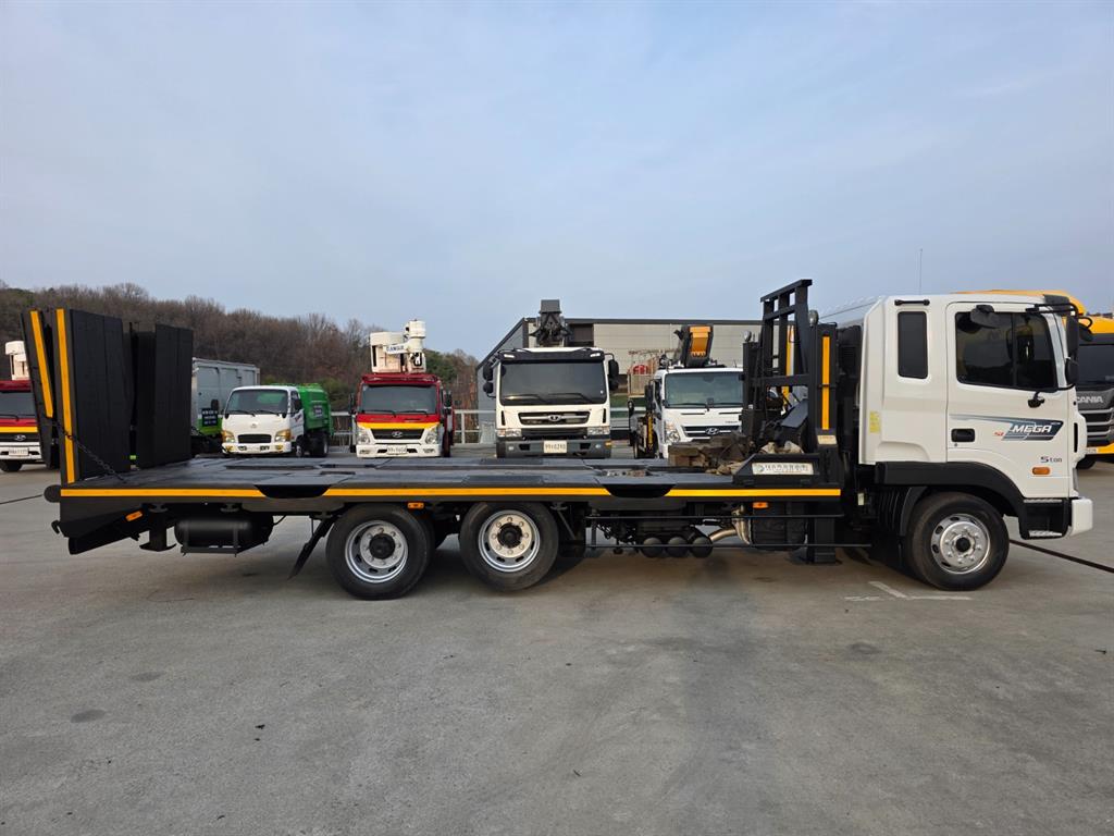 현대 뉴메가 4.5톤 대흥특장 미니추레라 셀프로더 2009년식 주행 606,899km 중고 화물차 상세 이미지 6
