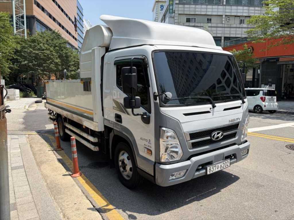 3.5톤 8통 신조 활어차 2024년형 주행 131,690km 중고 화물차 상세 이미지 2