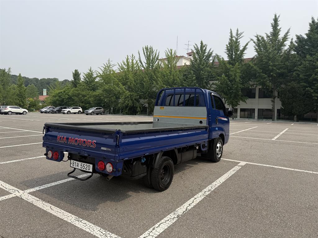 기아 더뉴봉고3 1.2톤 킹캡 초장축 카고 2020년식 주행 195,816km 중고 화물차 상세 이미지 3