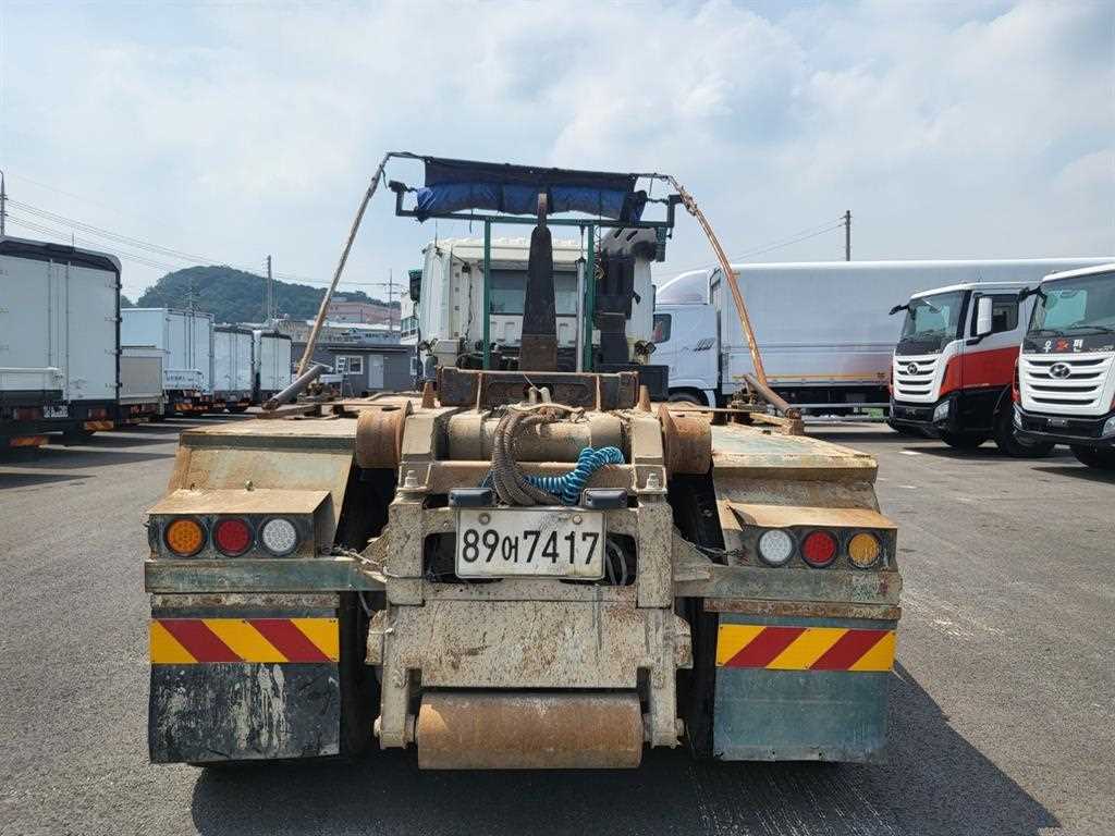 현대 파워텍 24톤 1+3축 암롤트럭 2006년식 주행 713,412km 중고 화물차 상세 이미지 5