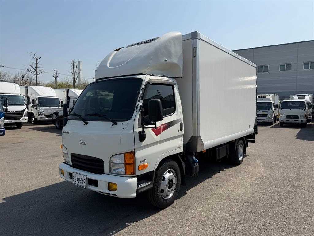 현대 e 마이티 2톤 냉동탑 2020년식 주행 378,054km 중고 화물차 대표 이미지