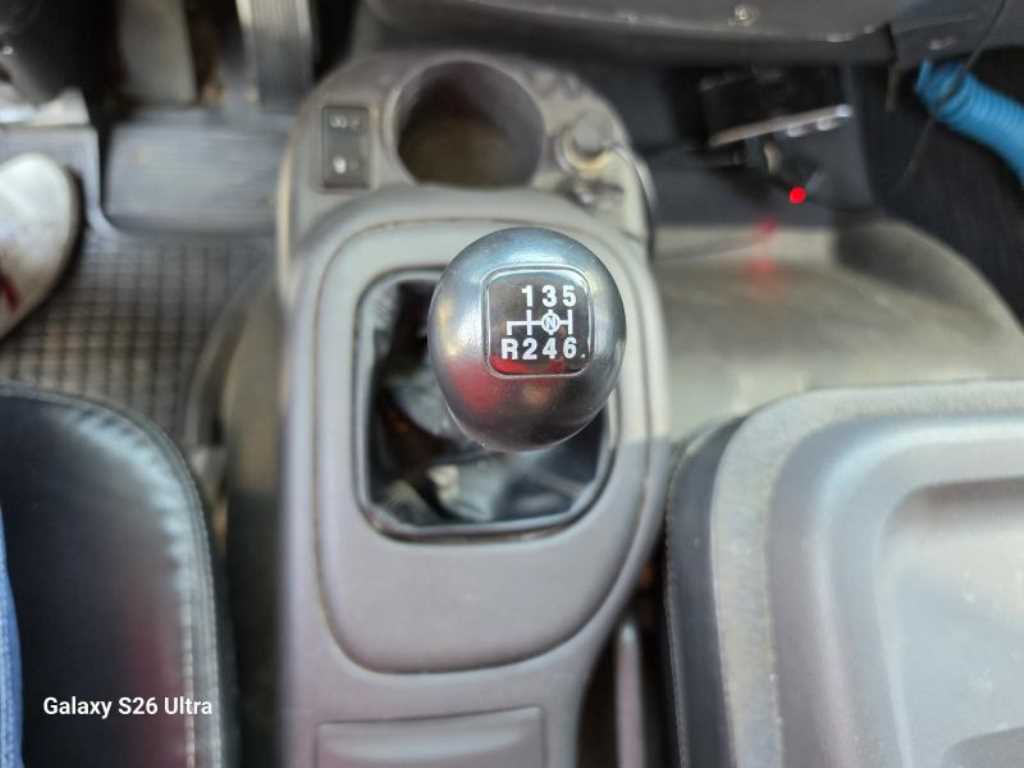 현대 메가트럭 5톤 냉동탑 2017년식 주행 588,577km 중고 화물차 상세 이미지 14