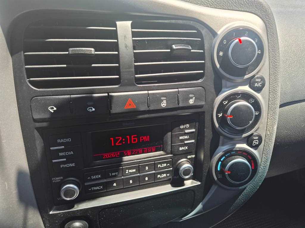기아 더뉴봉고3 1톤 카고 GLS 2021년식 주행 90,844km 중고 화물차 상세 이미지 11