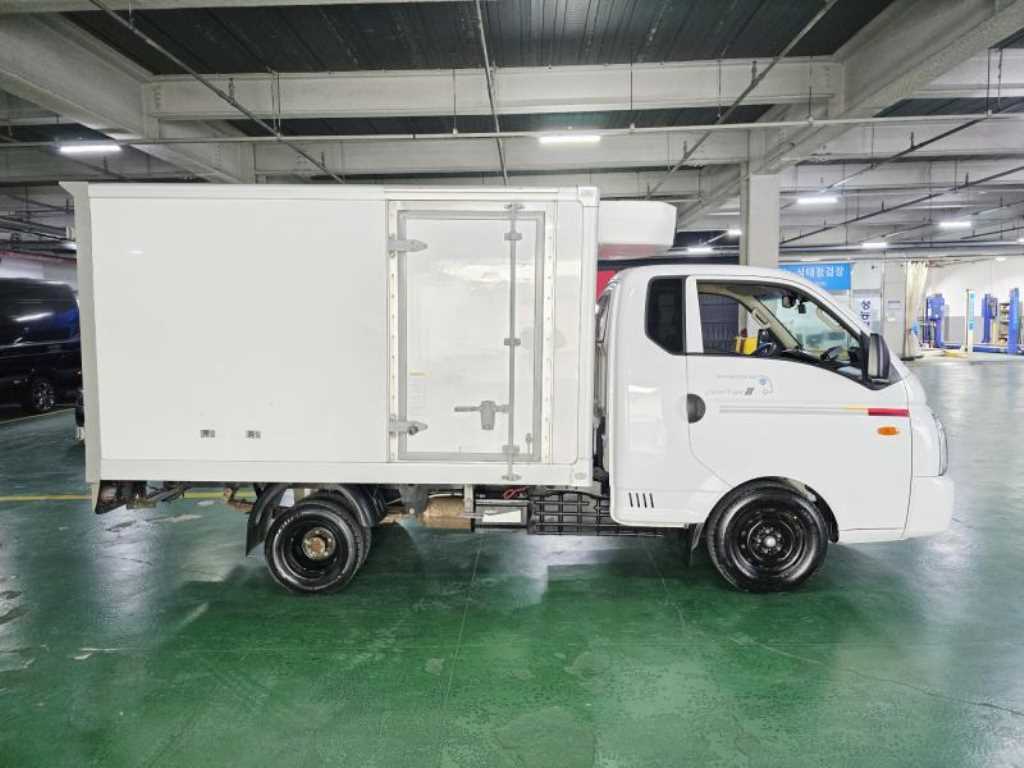 현대 포터2 1톤 냉동탑 2022년식 주행 133,306km 중고 화물차 상세 이미지 6
