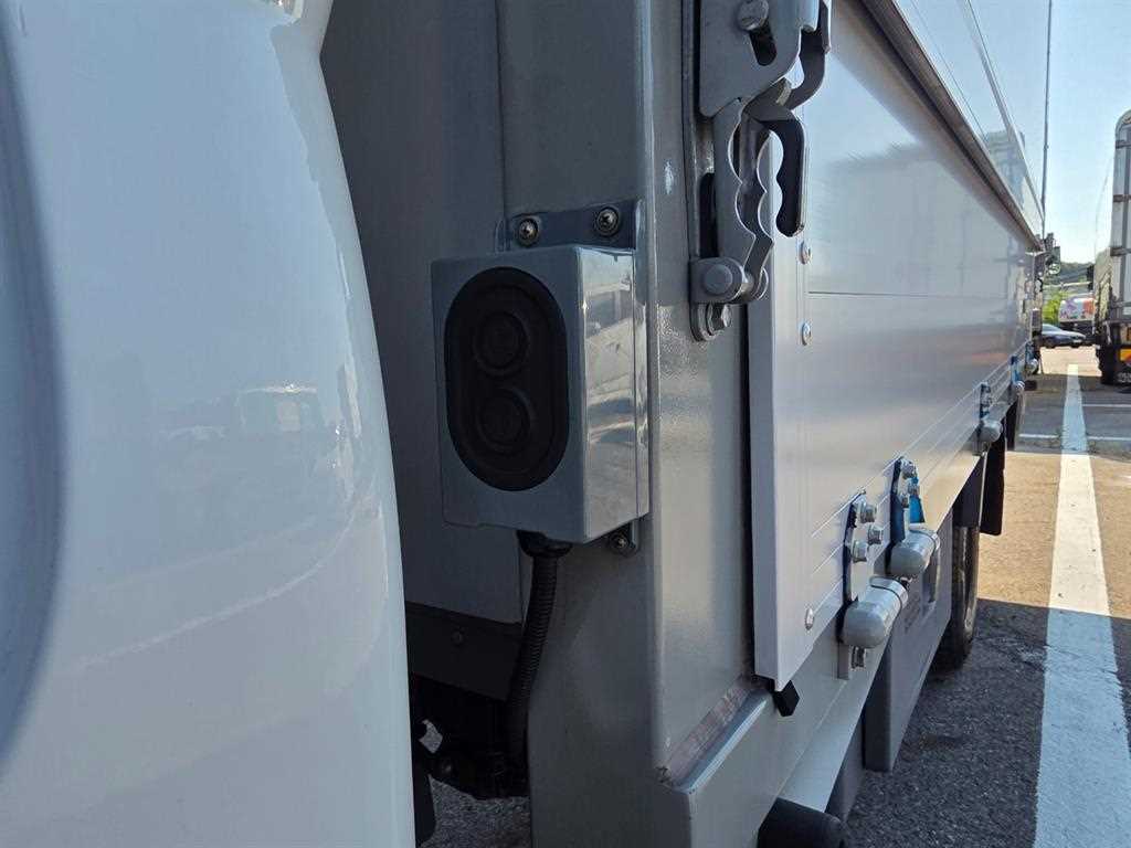 기아 봉고3 LPG 1.2톤 전동식 윙바디 2025년식 주행 37,617km 중고 화물차 상세 이미지 3