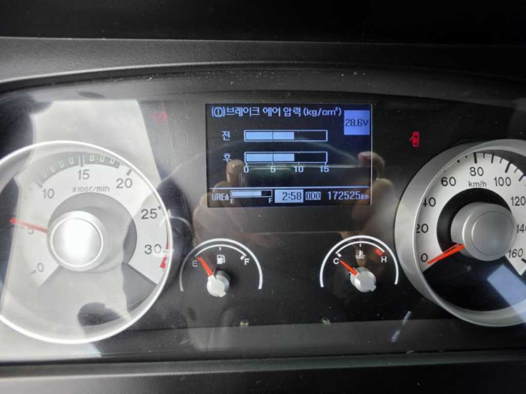 현대 메가트럭 4.5톤 5KL 경유 탱크로리 2019년식 주행 171,899km 중고 화물차 홈/탱크로리 상세 이미지 16