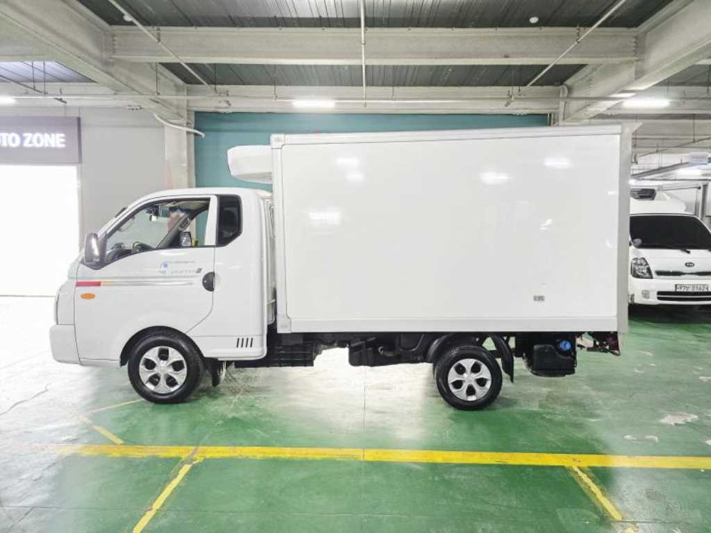현대 포터2 1톤 냉동탑 2022년식 주행 133,306km 중고 화물차 상세 이미지 5