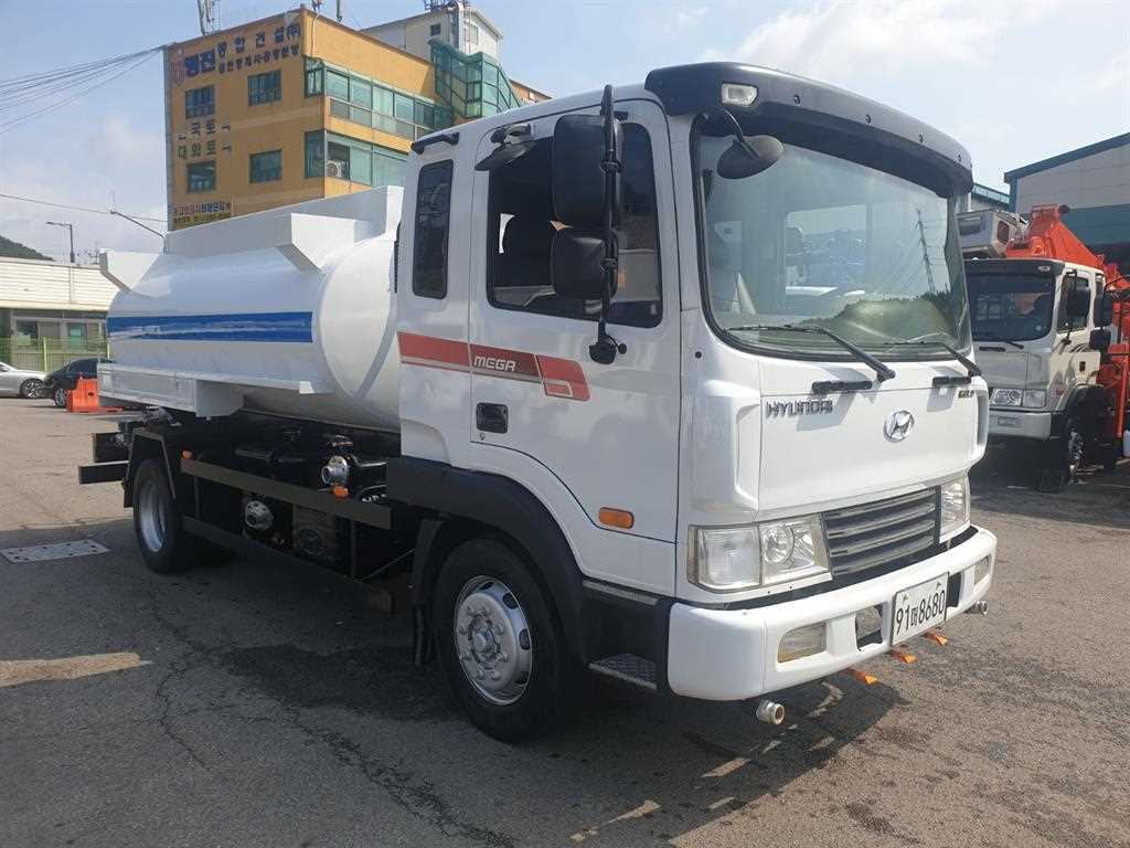 5톤 7200리터 철탱크 살수차 2008년식 주행 369,866km 중고 화물차 상세 이미지 3
