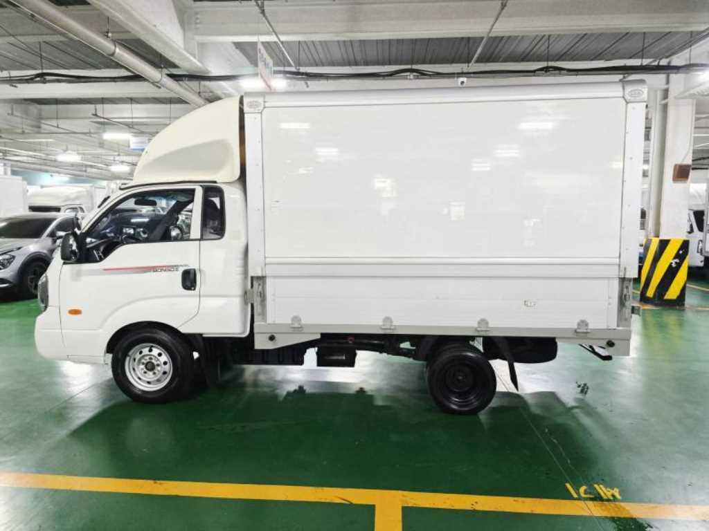 기아 더뉴봉고3 1톤 전동식 윙바디 2022년식 주행 26,780km 중고 화물차 상세 이미지 2