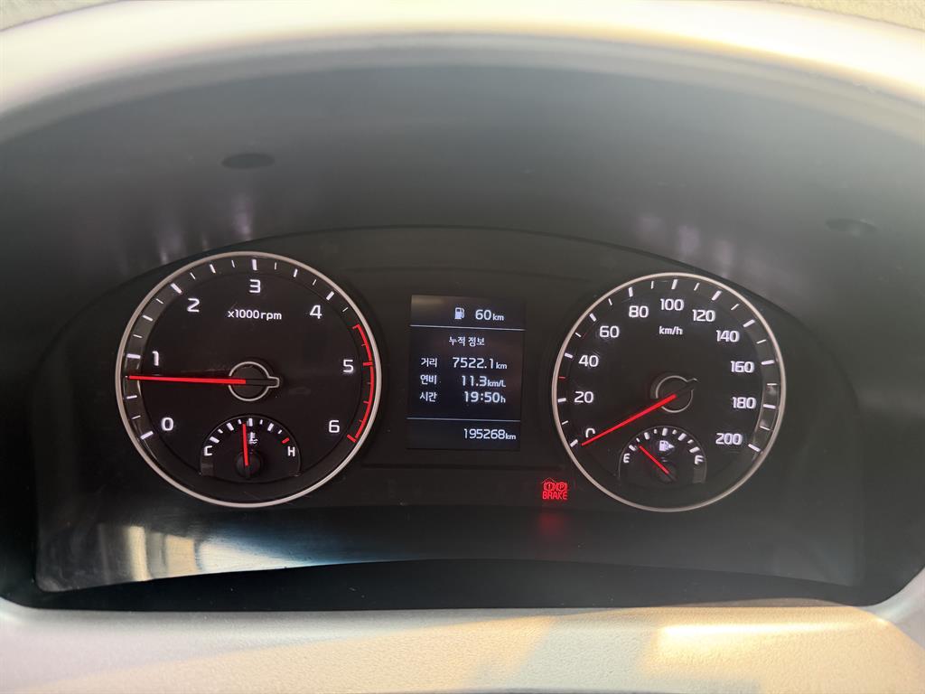 기아 더뉴봉고3 1.2톤 킹캡 초장축 카고 2020년식 주행 195,816km 중고 화물차 상세 이미지 9