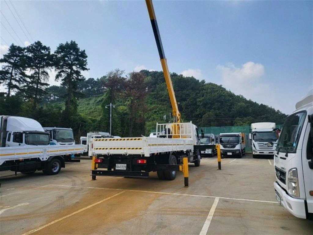 볼보 5톤 수산 746L 카고크레인 2017년식 주행 51,394km 중고 화물차 상세 이미지 9