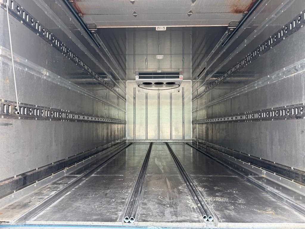 현대 파비스 5톤 냉동탑 2024년식 주행 400,000km 중고 화물차 상세 이미지 9
