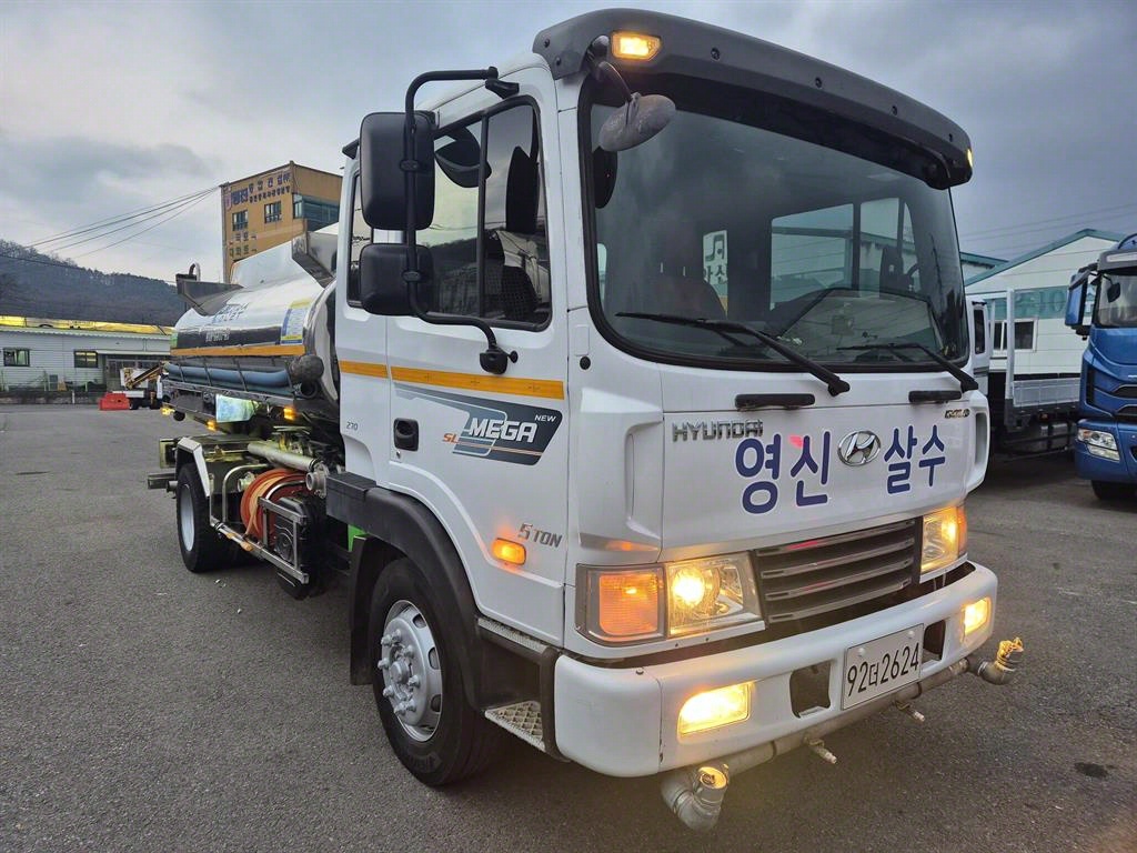 현대 5톤 7200리터 스텐 살수차 2009년식 주행 198,501km 중고 화물차 상세 이미지 20