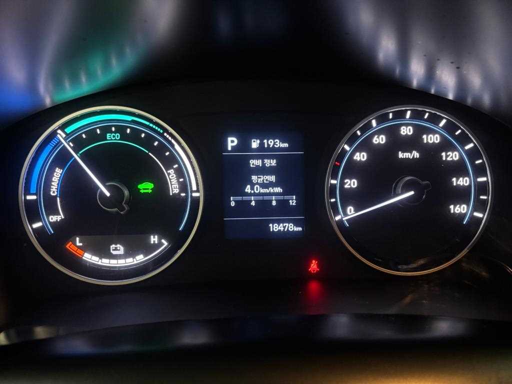 현대 포터2 EV 1톤 하이내장탑 2023년식 주행 18,390km 중고 화물차 상세 이미지 8