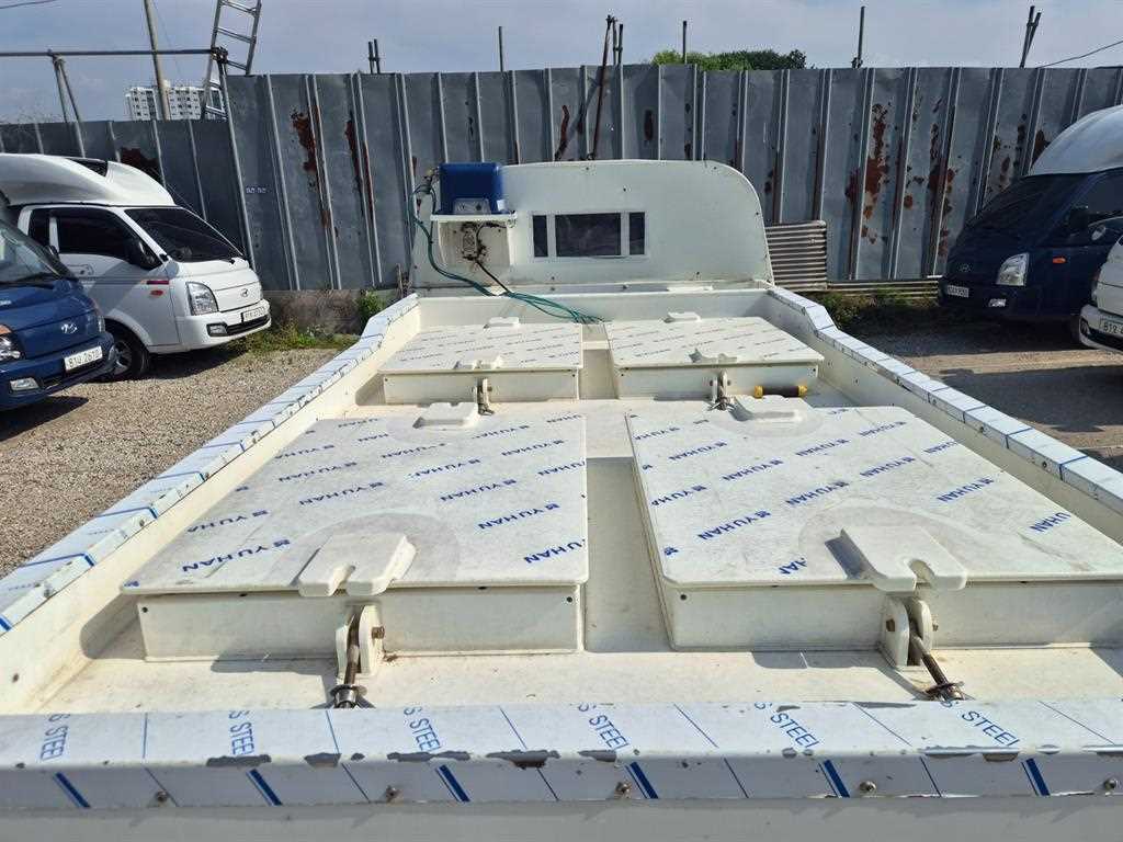기아 봉고3 1톤 LPG 활어차 2024년식 주행 22,165km 중고 화물차 상세 이미지 16