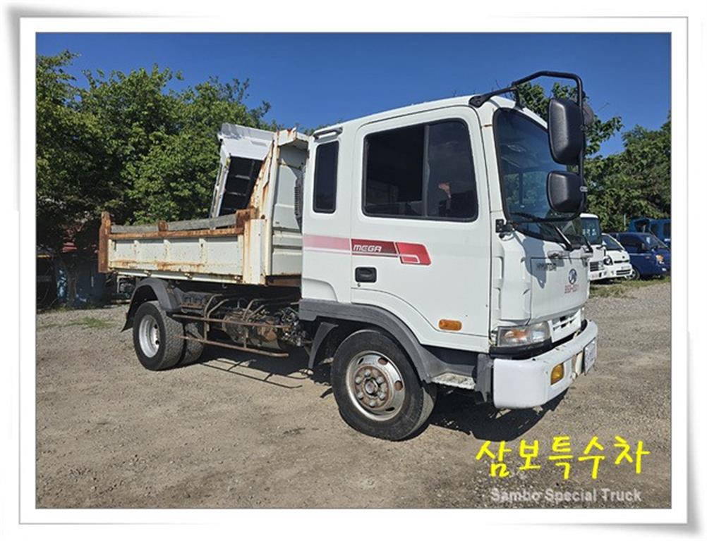 현대 메가트럭 5톤 덤프 2003년식 중고 화물차 2003-01 주행 911,986km 상세 이미지 2