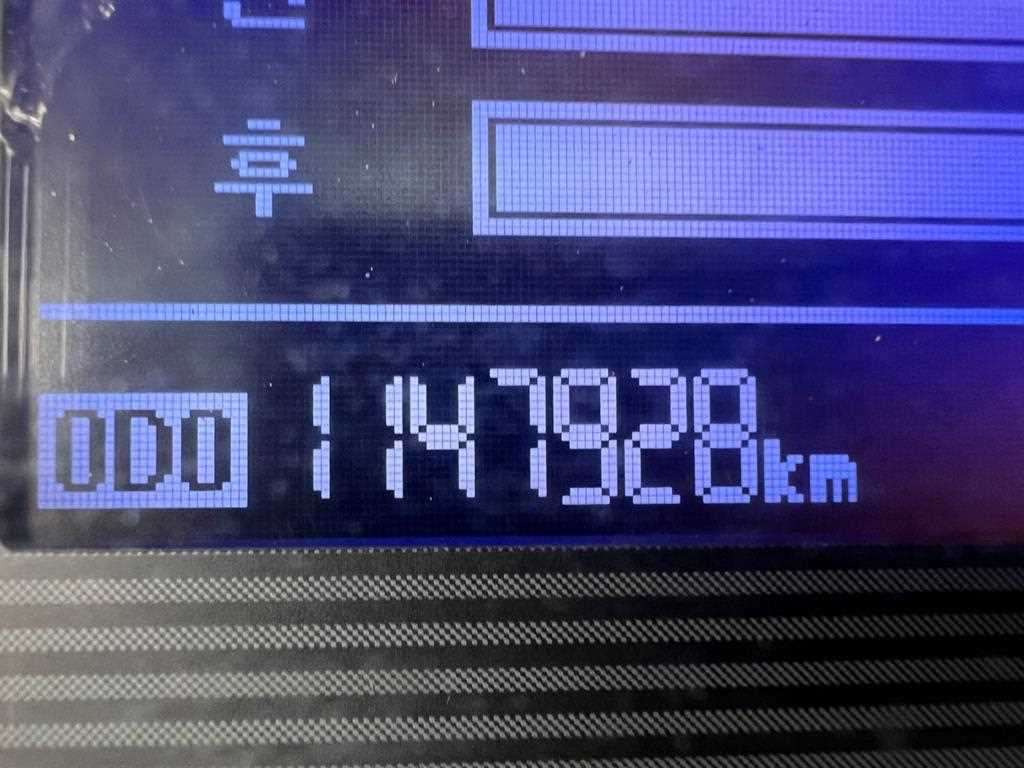 현대 메가트럭 4.5톤 셀프로더 2015년식 주행 1,147,655km 중고 화물차 상세 이미지 17