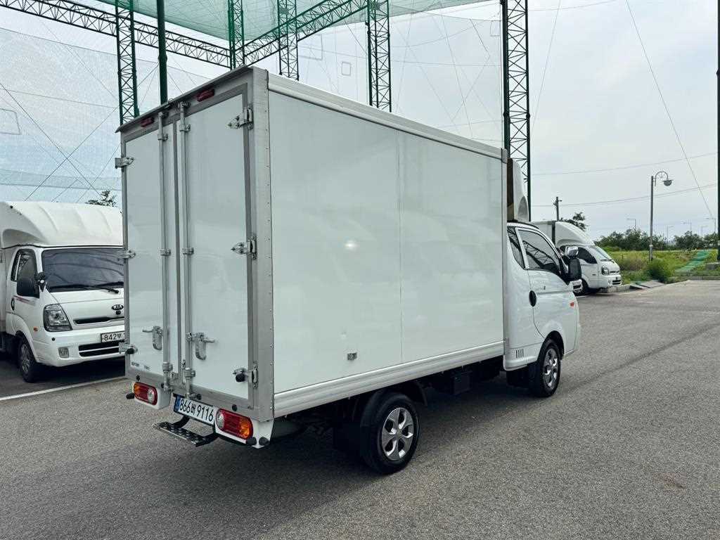 현대 포터2 1톤 무사고 LPG 하이내장탑 중고 화물차 2024 주행 32,150km 상세 이미지 6