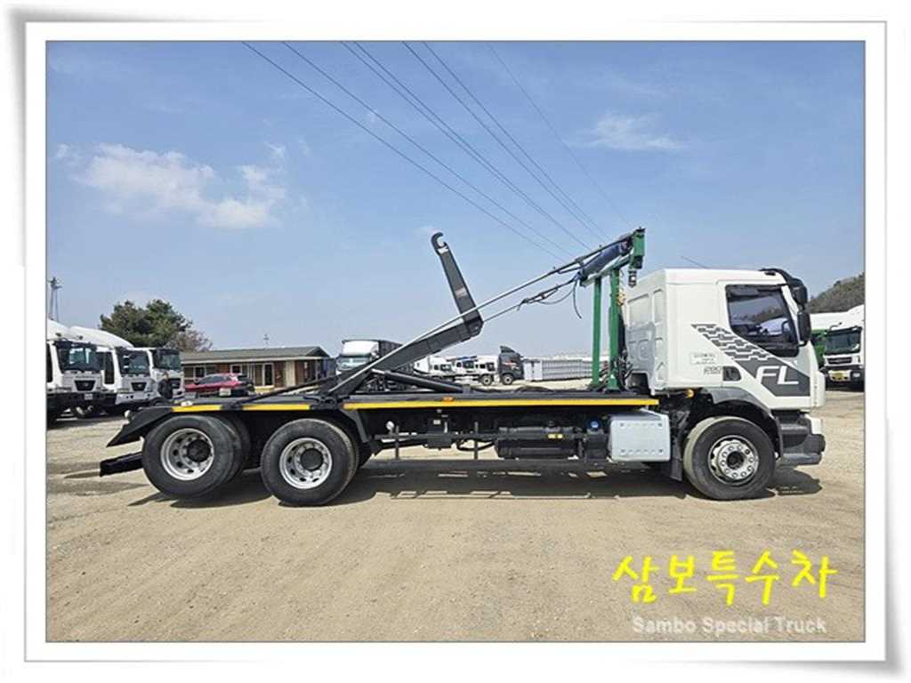 볼보 9.5톤 고상 암롤트럭 2017년식 주행 129,139km 중고 화물차 상세 이미지 5