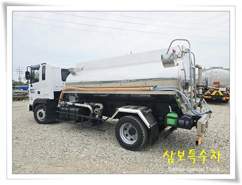 현대 메가트럭 7톤 올스텐 7000리터 살수차 2007년형 주행 669,482km 중고 화물차 상세 이미지 8