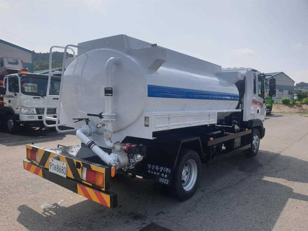 5톤 7200리터 철탱크 살수차 2008년식 주행 369,866km 중고 화물차 상세 이미지 5